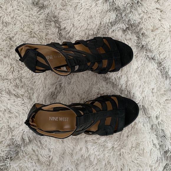 Nine West wedge Heels - Picture 2 of 3